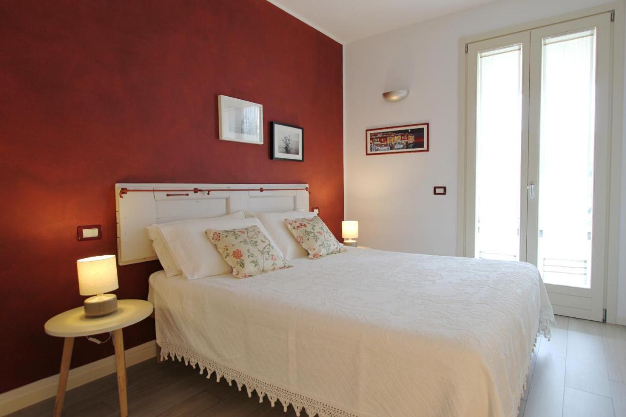 Apartamento La Casa Di Cele Desenzano del Garda Exterior foto