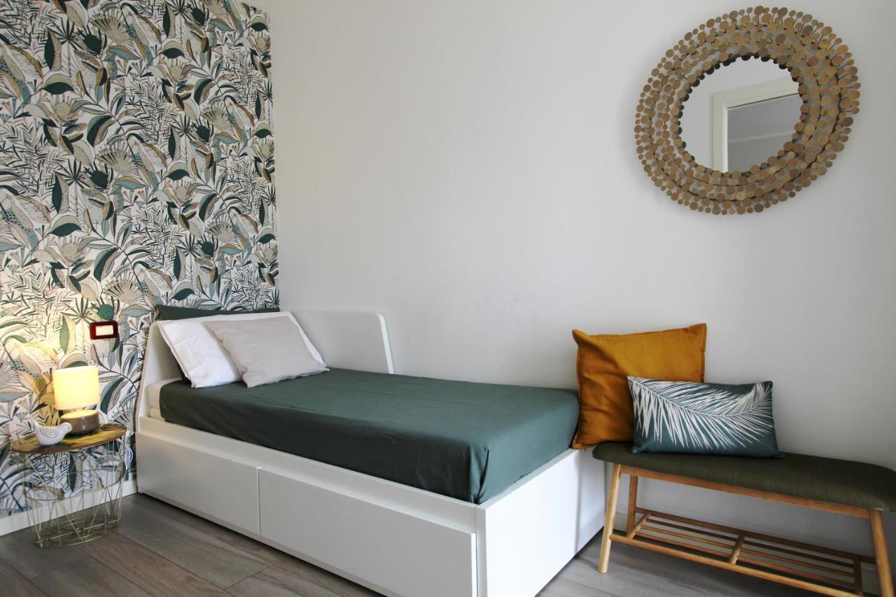 Apartamento La Casa Di Cele Desenzano del Garda Exterior foto